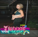 → TE IEI DE SEXY MEU? :|. #katieeh ;3. LA MUUULŢI ANNNNNNI ;3. [sare pe toţi trei ;-?. =)))))).