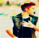 ». FARA VIN ;|. daca vad. ai mei. izbucnesc =)). + AH. . ;-<. naspa. -_-. ++ ok ;o3 =))
