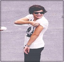 ⇒ ; ´AM AUZIT DE TINE, FURAI MUZICĂ DE PE STICK.´ =))))))).