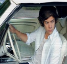 ⇒ ; mnah, ce facem cu cupcake-ul.. s-a supărat ;|.