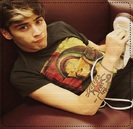 ♥ → . încerc :| .