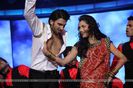 214385-ankita-lokhande-ranveer-singh-performing-at-an-award-show