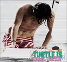- CE INSEAMNĂ MENAJ A TROIS =))) ? #MENTO . + ; ofteşte şi o sărut scurt ;-<<< ; #katie.
