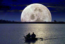 uite luna !