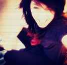 ». ^ ii ia fata. in mainile. ei ^ il joc pe mii. de benzi ;o3. + mai. am baieti in maneca ^^. [ ment