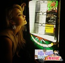 ╠ ˡᵉᵗᵗᶤᵉʰ ╣→ . doar pentru că e cu Ian ? =)) ;> # candice .