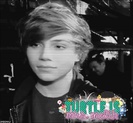 - whatevă . era andy sixx + poţi să nici nu mai intri b-) . #biu . găădbye #ăll ;D. ; log`out. ;