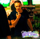 ☇ ∞ . huh , ce frumos ;3 # urcă sus la cea mică :) .