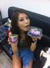picture-wonder-girls-yubin-poses-with-fanmade-snacks_epedi_0