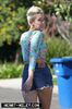 normal_Miley_Cyrus_Out_and_about_in_LA_February_4_2013_14-02052013041343000000