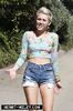 normal_Miley_Cyrus_Out_and_about_in_LA_February_4_2013_22-02052013041424000000