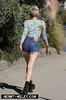 normal_Miley_Cyrus_Out_and_about_in_LA_February_4_2013_28-02052013041454000000