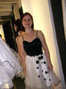 ne hotaram pentru o rochie noua...:))