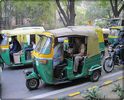 ● Tuk Tuk sau Rickshaw ●