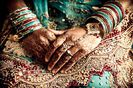 indian-wedding-haath-phool-jewelry-gold-teal-red-hands-bride