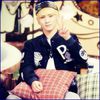 ;^ Hello..:) Yaa..:))*ii da un poopoo :o3;il da jos*