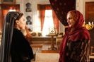 mama-sultana-si-hurrem-poze-600x398