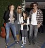 normal_82123_Miley_Cyrus_out_for_dinner_Studio_City_J0001_007_122_1001lo