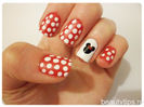 Manichiura-Minnie-Mouse-baza-alba