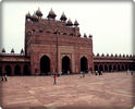 ● Fatehpur Sikri Temple - Delhi ●