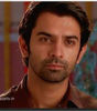 (Iar cand intrara,Arnav ramane surprins sa isi vada sotia intr-o astfel de ipostaza si doar ii prive