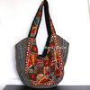 S1H042 Mesmeric Indian Tribal Bag