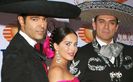 Elenco-de-Que-Bonito-Amor-presentan-en-la-Plaza-Garibaldi