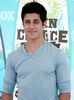 David Henrie plays Justin Russo in Wizards of Waverly Place