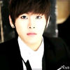 ~> ...Aaa.. :-s ..da.. asa ma striga.. >Se uita la L< ..:-?? ..:| ..:-?? ..