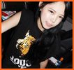 [;] Ma bucur,sunbaee :3 :">.._il pune mana pe umar_ Esti asa transpirat..ce ai facut? ;;).