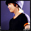<< ..da, cum spune ea.. ;;) ..[se ridica] ..Ehh.. eu am plecat. Byes. :) ..[pleaca] ..
