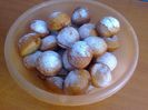 Gogosi umplute cu gem de prune