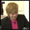 << ...:)) ..:"> ..Femeiei tale ii plac si fetele.. [aratand spre JA] .. :))