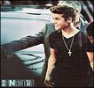 * statea sprijinit de perete ;; asculta * :o3