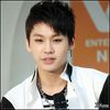 ♫ [il impinge cu degetul;MyungSoo cade] x_x :-ss [se pune repede pe canapea] N-am facut nimic..:-s.