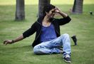 shahid-kapoor-cool-nice-look-photo-shoot-hindustan-times-magazine-feb-2013