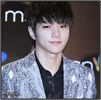 ∞ .. Aaa,noapte buna. :-?? .. Ce are Hoon? :-s .. :-? ..