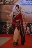 hpse_normal__485105354_Divyanka Tripathi at Neerusha fashion show in Mumbai on 19th Jan 2013 (79)