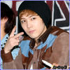 << Buna Krys. :)) ..[mananca]