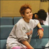[:X] ...Okey. :) ..[se pune pe canapea] ..(:| ..Aaah... [se intinde]