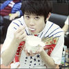 [:X] ...Merssiii ^^ ..Buna slaba. :-" ...[bea] ..^^ Gustos... [bea]