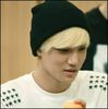 (Kai) ..Fii atent.. (se arunca in piscina,il trage pe Jong dupa el >:) =)) )