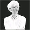 [(:] ...[uitandu`se la Kai si Jong] Ce faceti mai? o.O :))