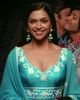 Om Shanti Om 2007 Hindi BRRip 720p x264 AAC 5.1...Hon3y.mp4_002767806