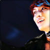 >> Ba da, dar am ceva de vorbit cu Minnie. :) Junsu, stai acolo. :) [pleaca pe terasa] Hellow. :>