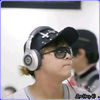 << ..Buna. :-h ...Dah.. foarte. :))