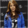 ;; Poveste lunga..:)) Incerca sa dea de Lizzy..:))