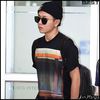 [JH] ...imediat. :)) ..[fuge la cutii; ia 2 tuburi; fuge la Kahi; o face si pe ea] ..;;)