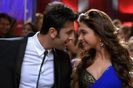 ranbir-kapoor-and-deepika-padukone-together-11-city-tour-1368442209-authintmail