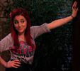 Cat-ariana-grande-and-victoria-justice-23335480-676-597